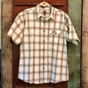 Royal Robbins short sleeve button front shirt